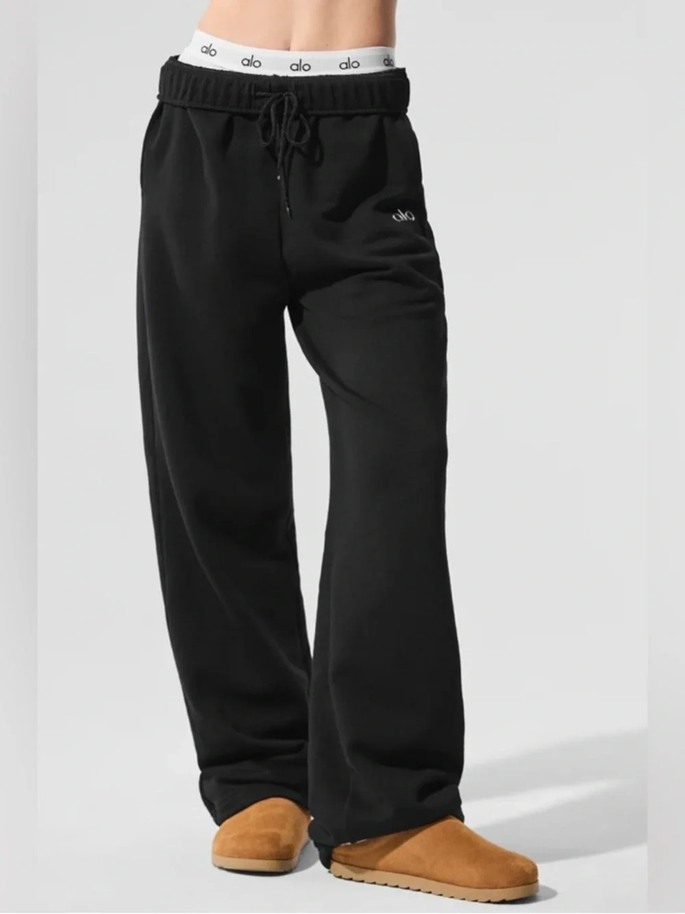Alo Yoga Accolade Straight Leg Sweatpant Sz S Black EUC